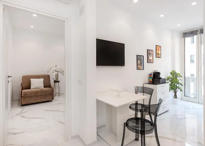 Eternal House Caulonia * Rome