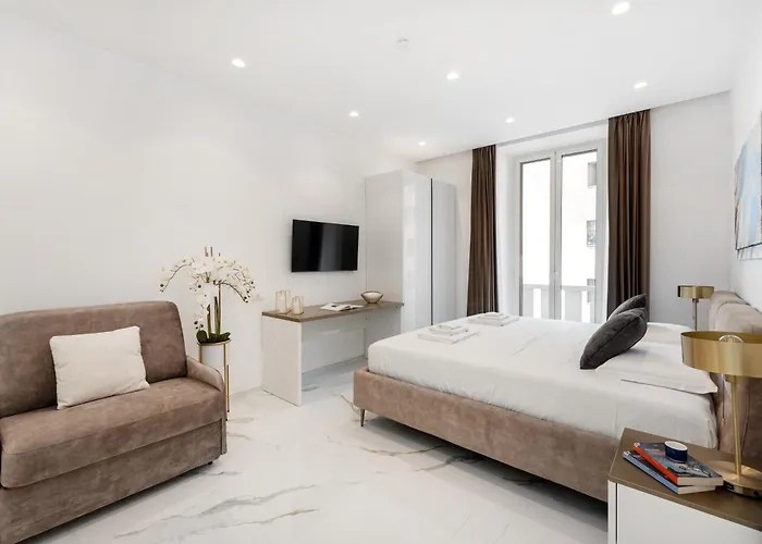 Eternal House Caulonia *